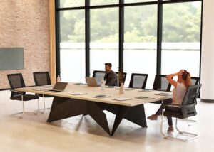 Stół konferencyjny na 14 osób (1)