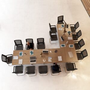 Stół konferencyjny Swing 24 280x280cm na 24 osob