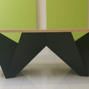 Stół konferencyjny