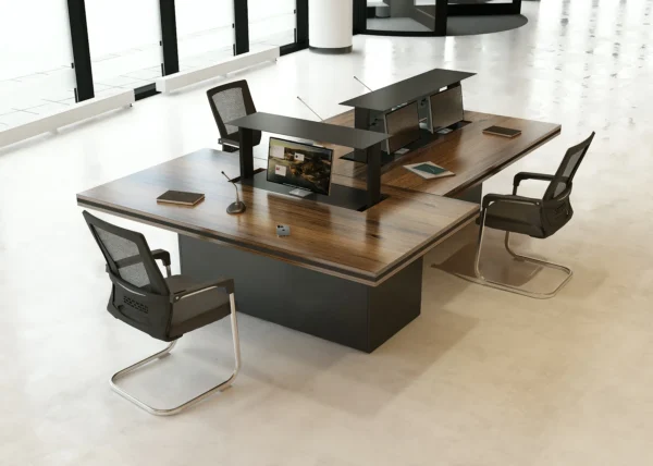 Feniks5 stół z wysuwanymi monitorami (6)